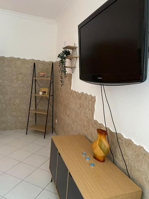 Villa Serenice - F2 Au Calme, Climatise, Wifi Et Parking Gratuit Bagian luar foto